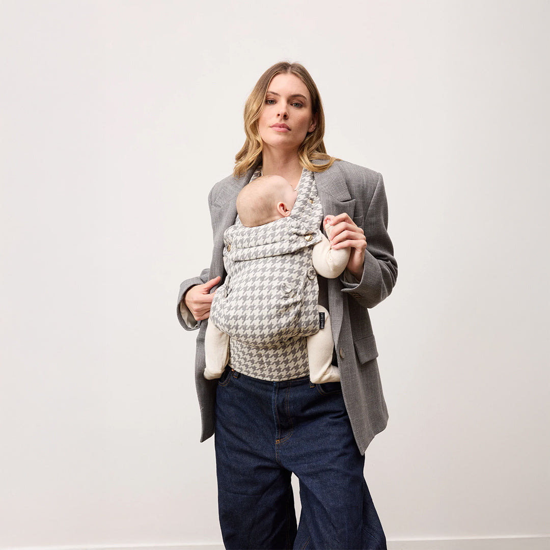 Minuvy Embrace Baby Carrier