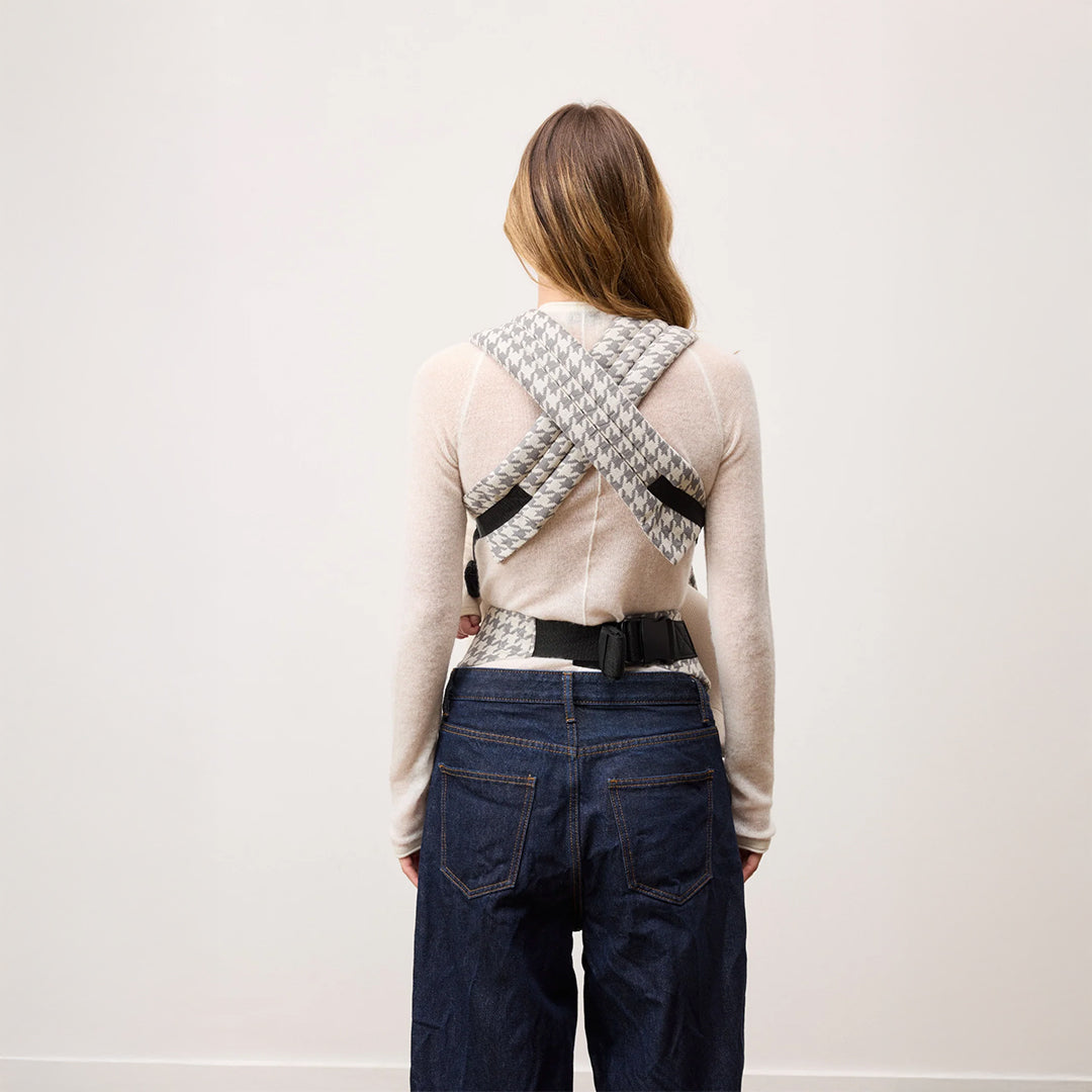 Minuvy Embrace Baby Carrier