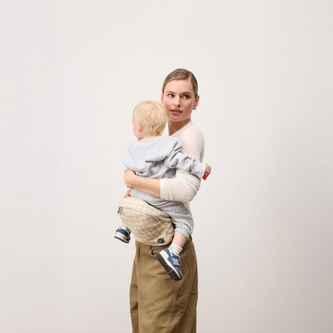 Minuvy Embrace Baby Carrier